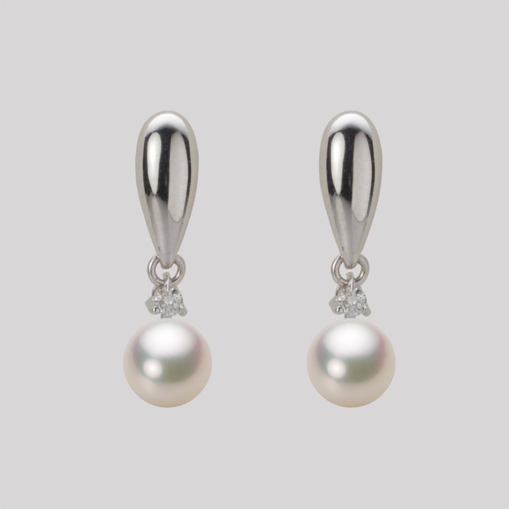 6.0mmアコヤ真珠ピアス（シャンパンホワイト）