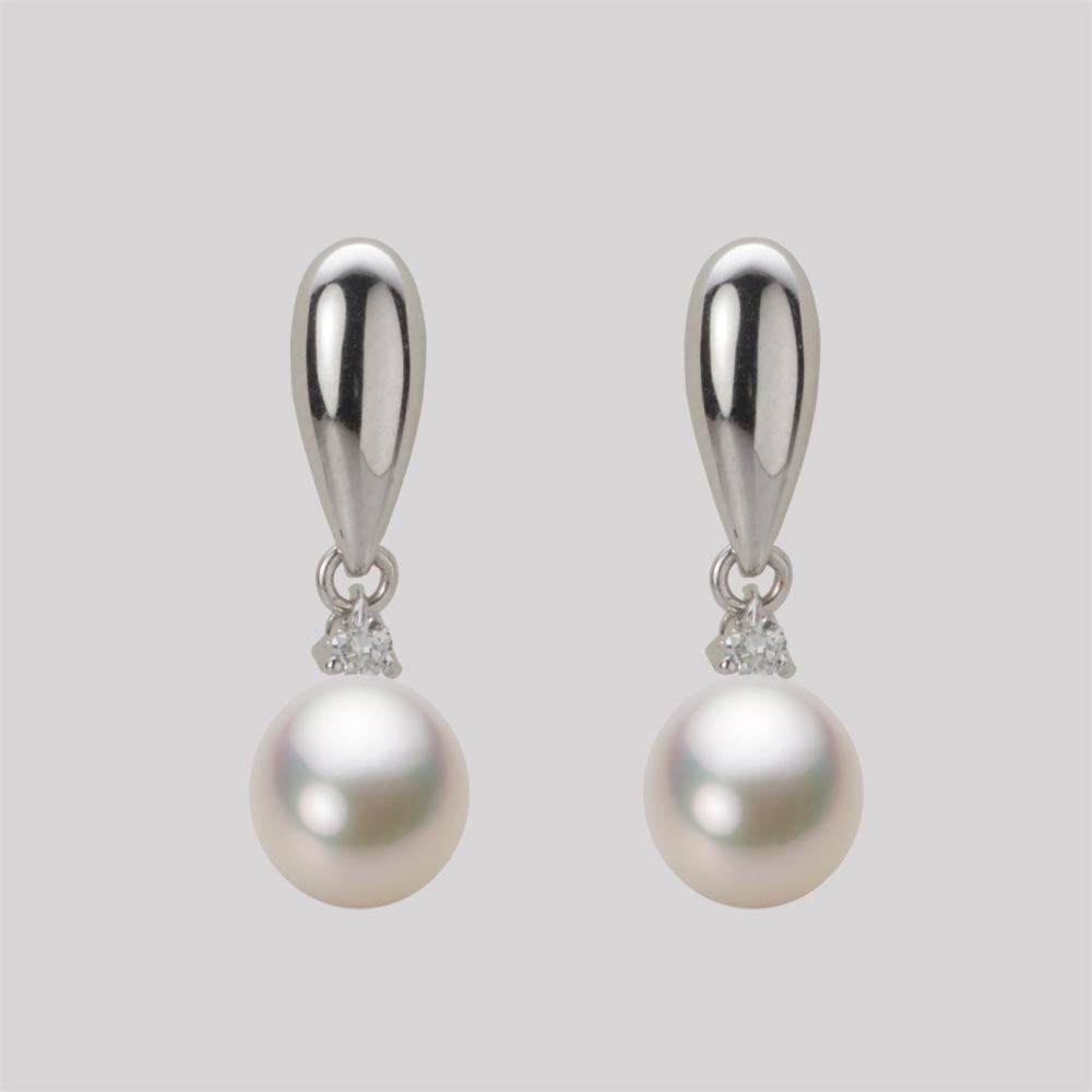 7.0mm アコヤ真珠ピアス （シャンパンホワイト）