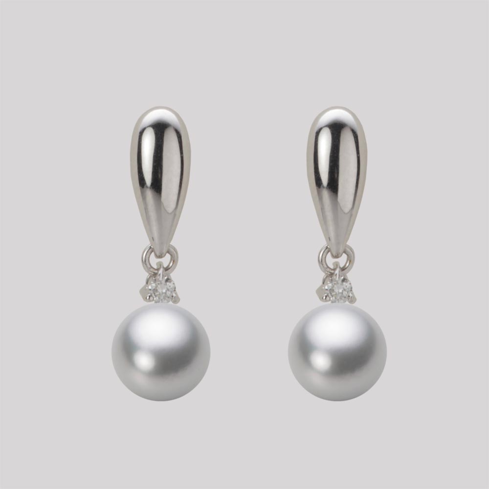 7.0mmアコヤ真珠ピアス（シルバーグレー）