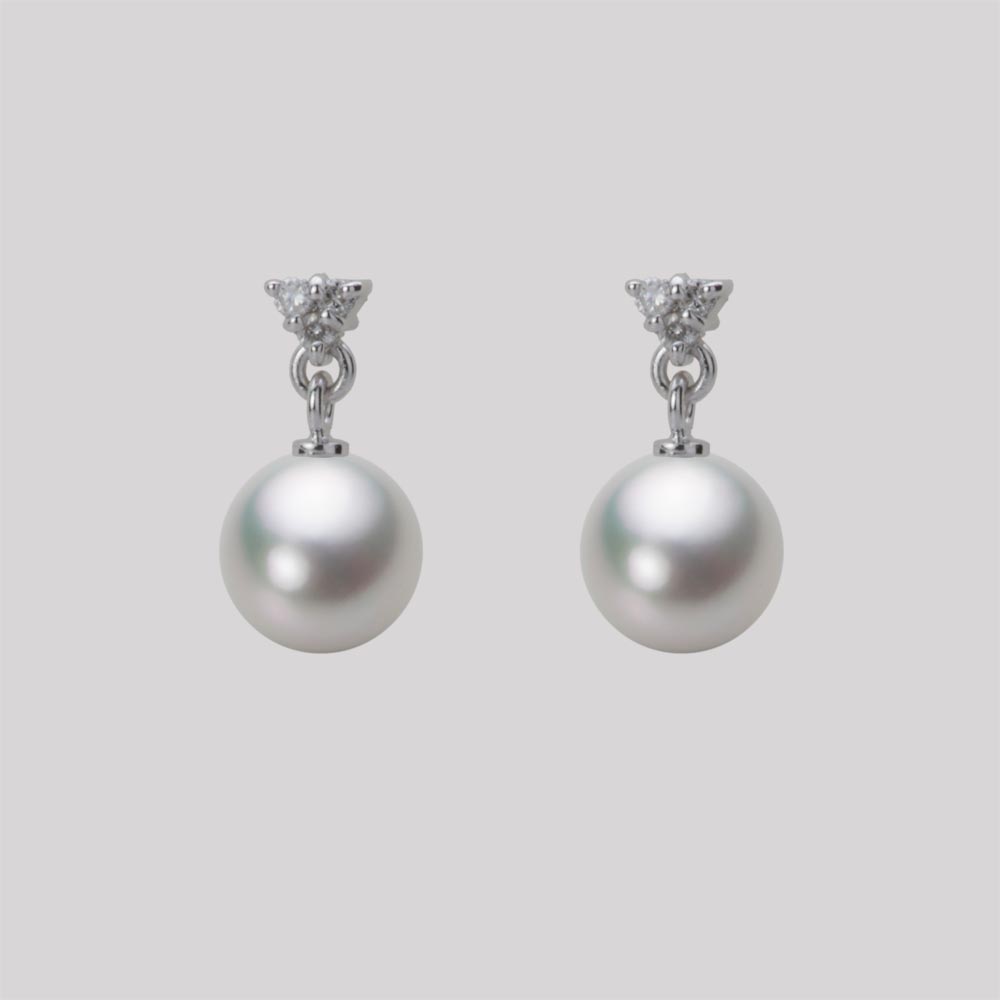 7.0mmアコヤ真珠ピアス（シルバーグレー）