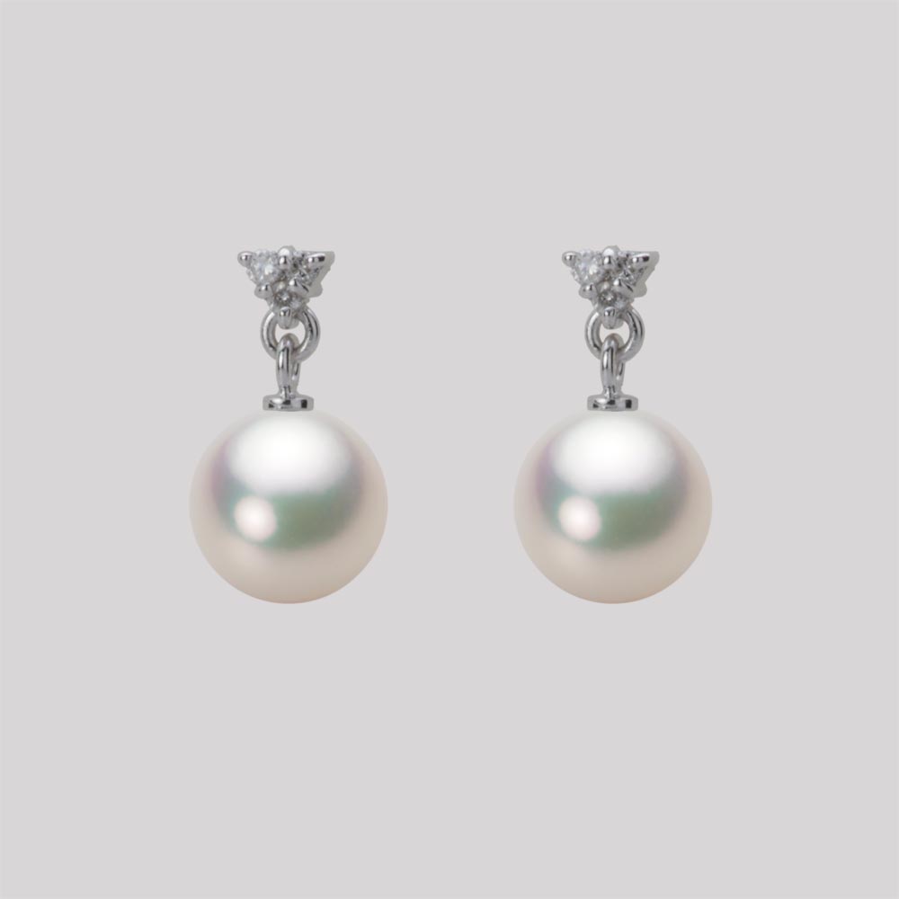 7.5mmアコヤ真珠ピアス（シャンパンホワイト）