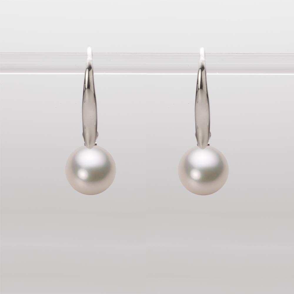 7.5mmアコヤ真珠ピアス（シャンパンホワイト）