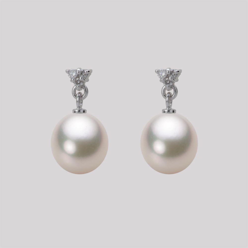 8.0mm アコヤ真珠ピアス （シャンパンホワイト）