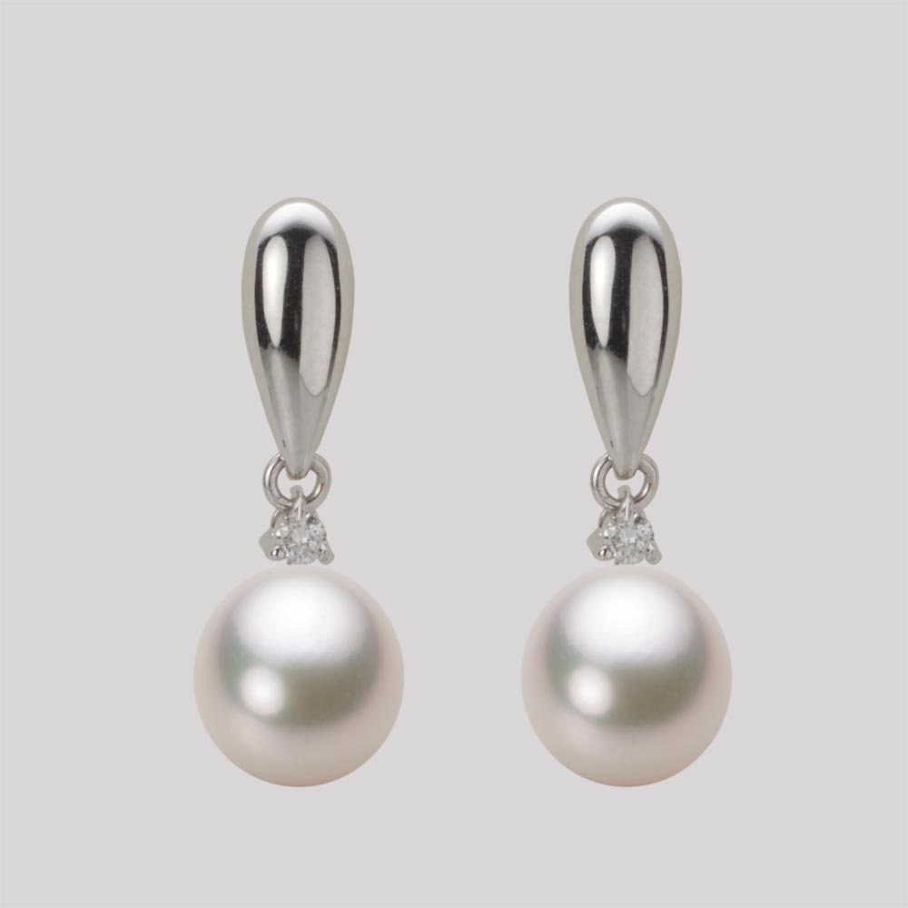 8.0mm アコヤ真珠ピアス （シャンパンホワイト）