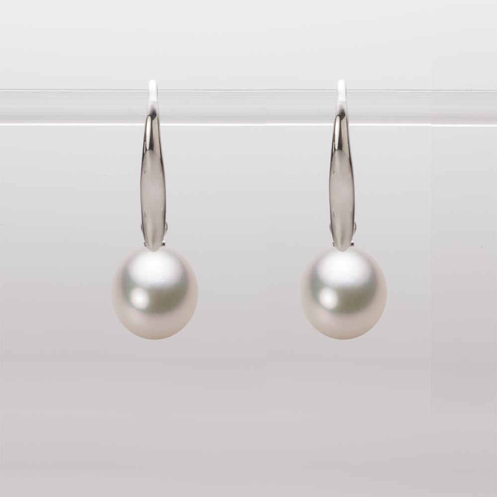 8.0mm アコヤ真珠ピアス （シャンパンホワイト）
