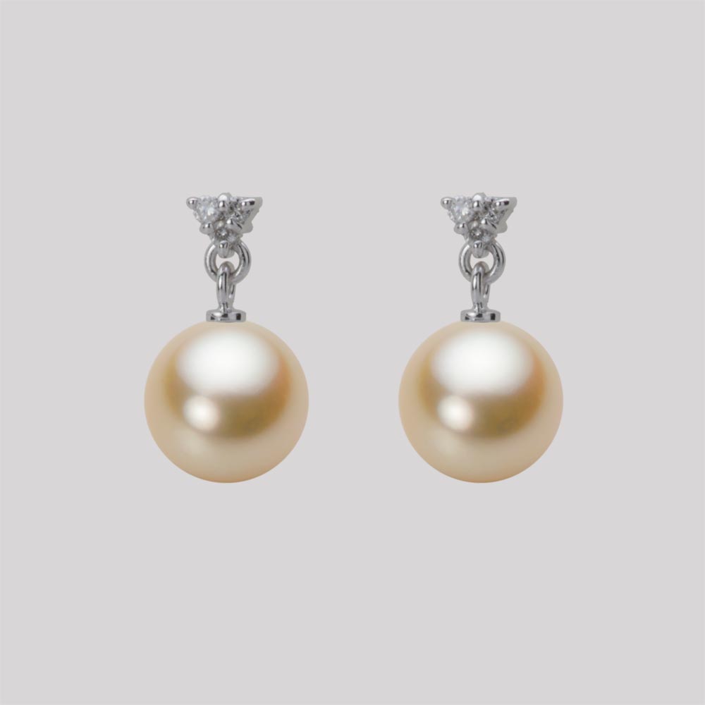 8.0mmアコヤ真珠ピアス（ナチュラルゴールド）