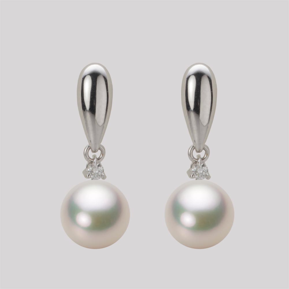 8.0mmアコヤ真珠ピアス（シャンパンホワイト）