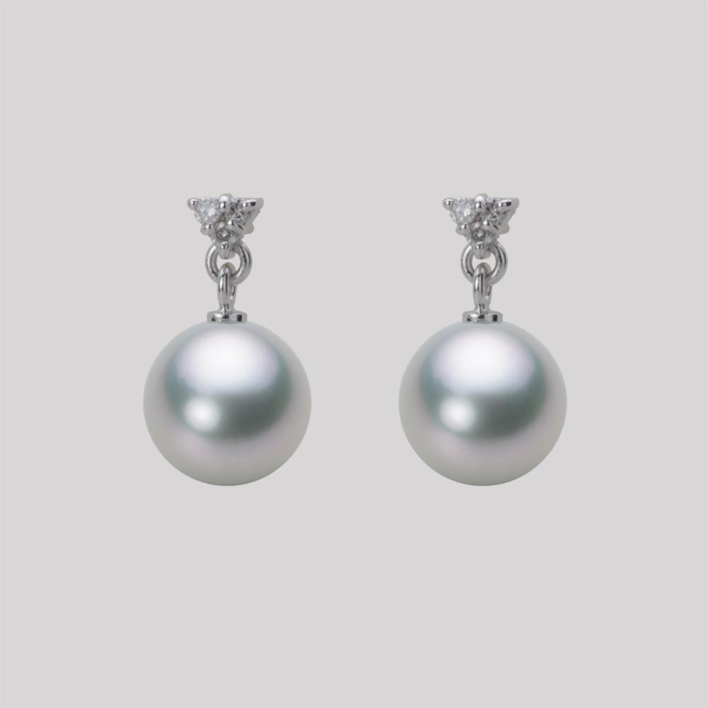 8.0mmアコヤ真珠ピアス（シルバーグレー）