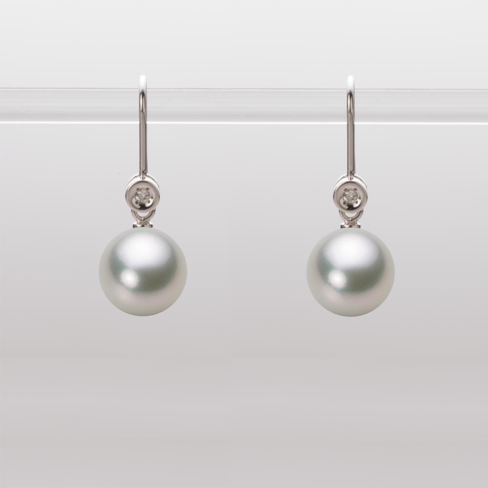 8.0mmアコヤ真珠ピアス（シルバーグレー）
