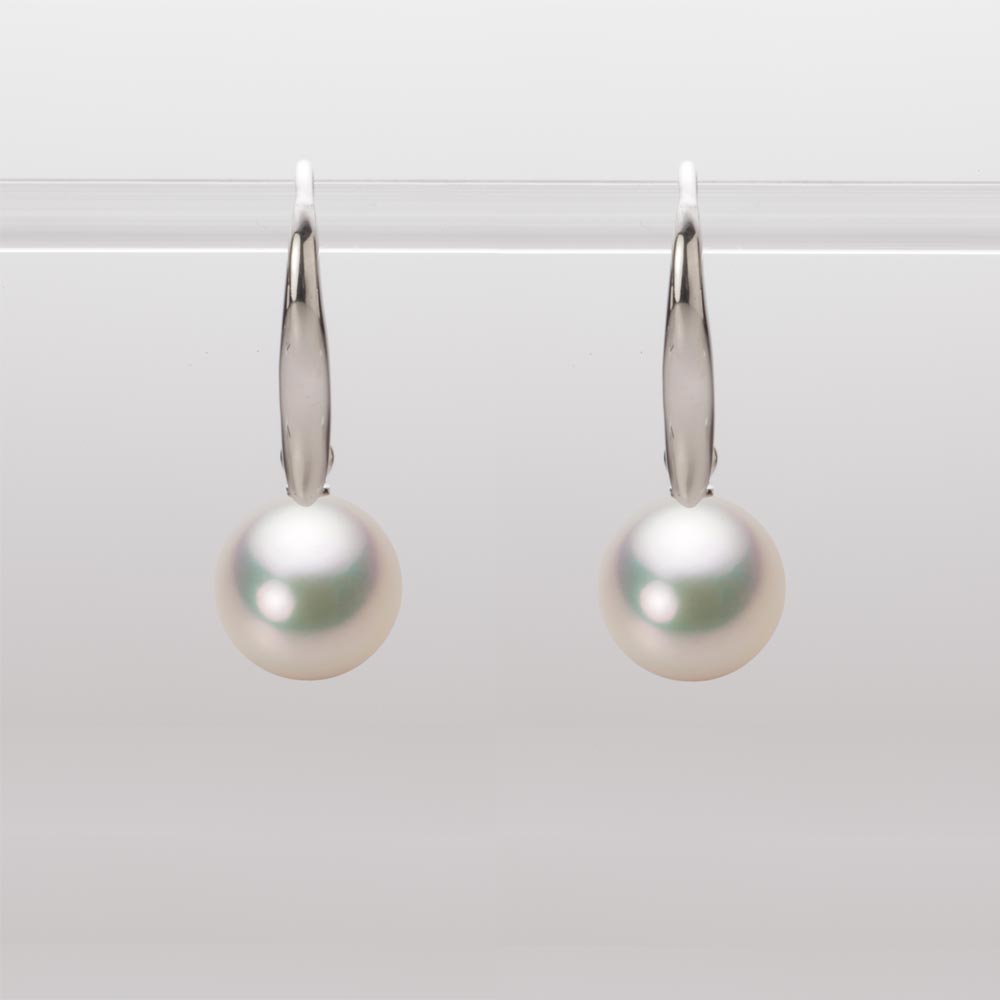 8.5mmアコヤ真珠ピアス（シャンパンホワイト）