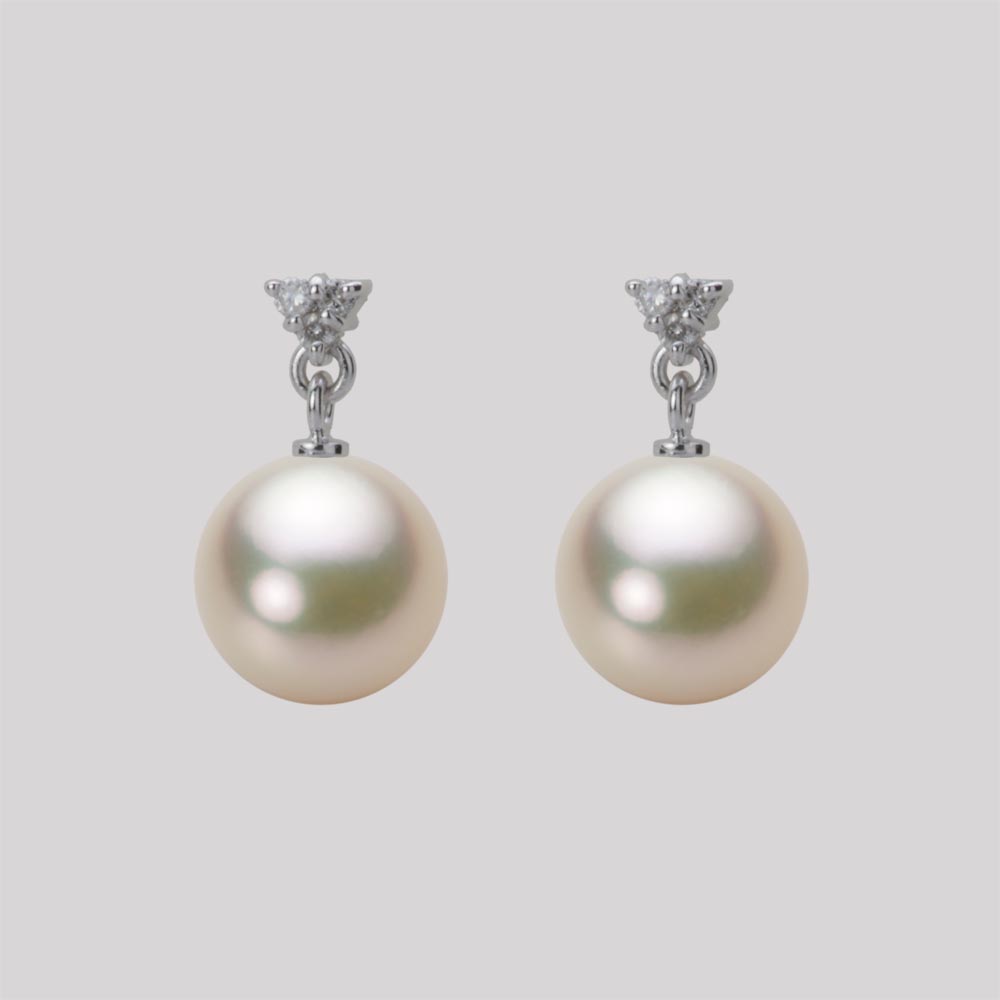 8.5mmアコヤ真珠ピアス（シャンパンゴールド）