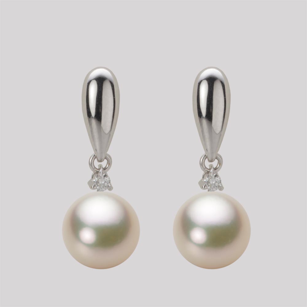 8.5mmアコヤ真珠ピアス（シャンパンゴールド）