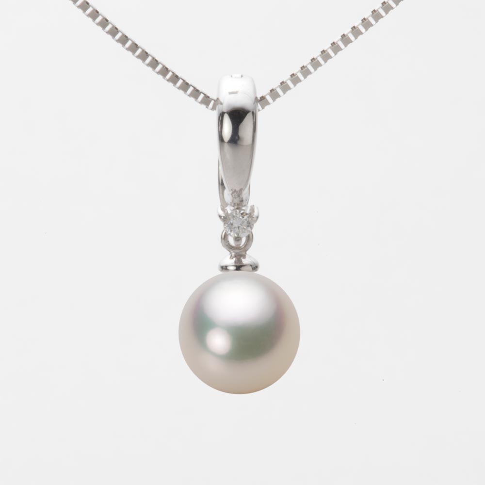 8.5mmアコヤ真珠ペンダント（シャンパンホワイト）