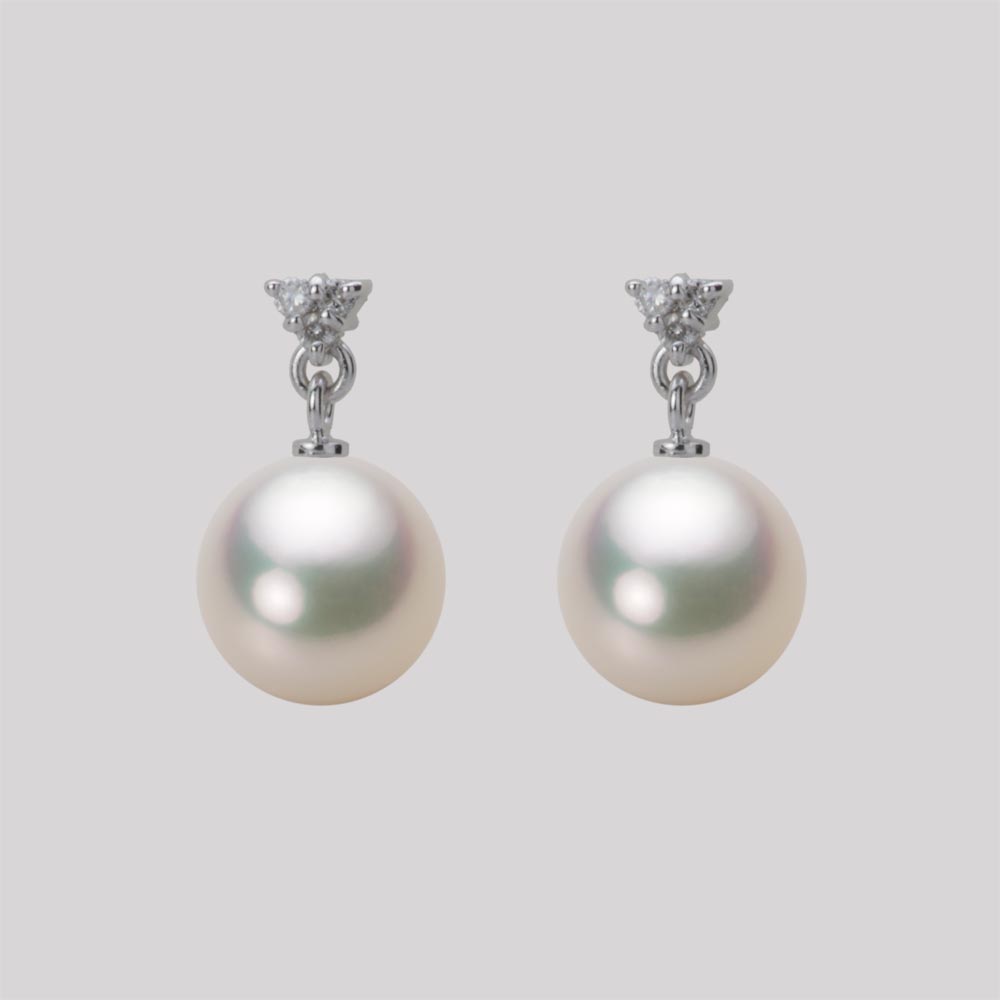 8.5mmアコヤ真珠ピアス（シャンパンホワイト）