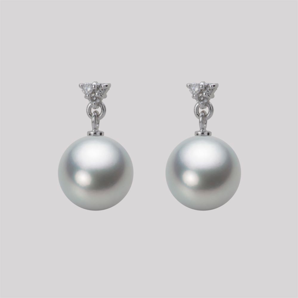 8.5mmアコヤ真珠ピアス（シルバーグレー）