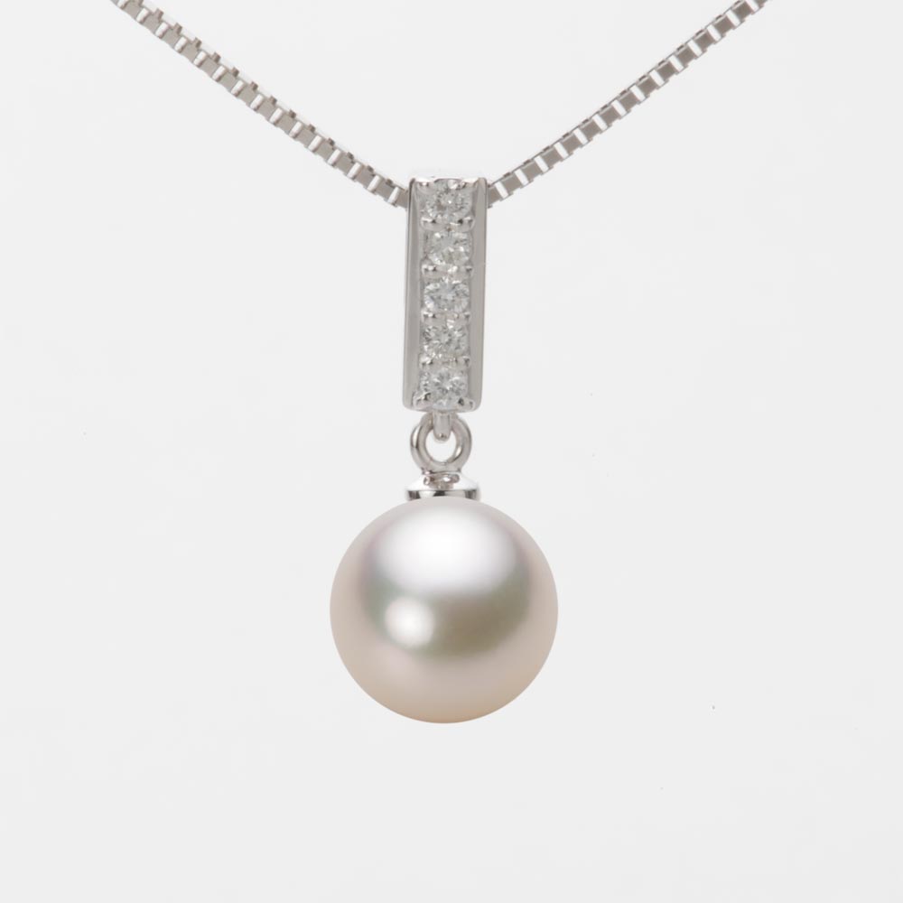 8.5mmアコヤ真珠ペンダント（シャンパンホワイト）