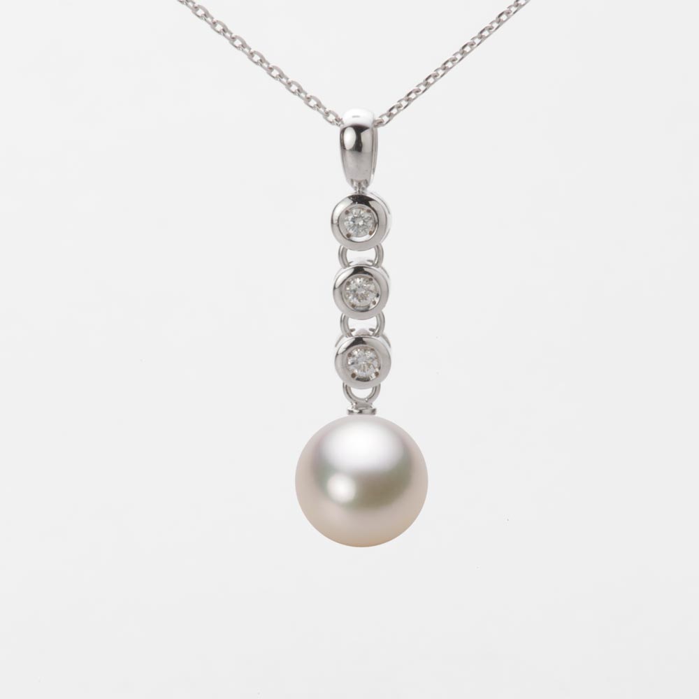 8.5mmアコヤ真珠ペンダント（シャンパンホワイト）