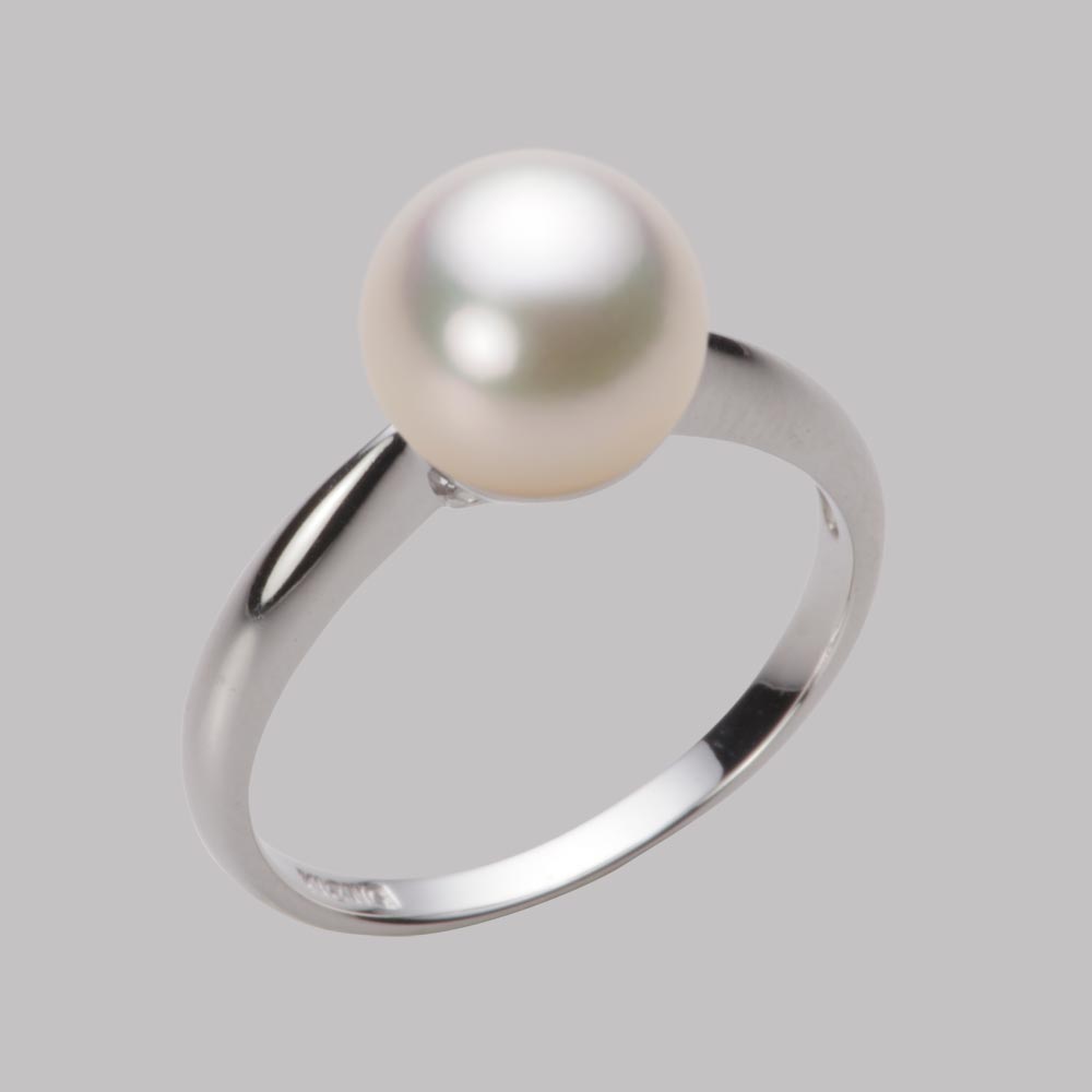 8.5mmアコヤ真珠リング（シャンパンホワイト）