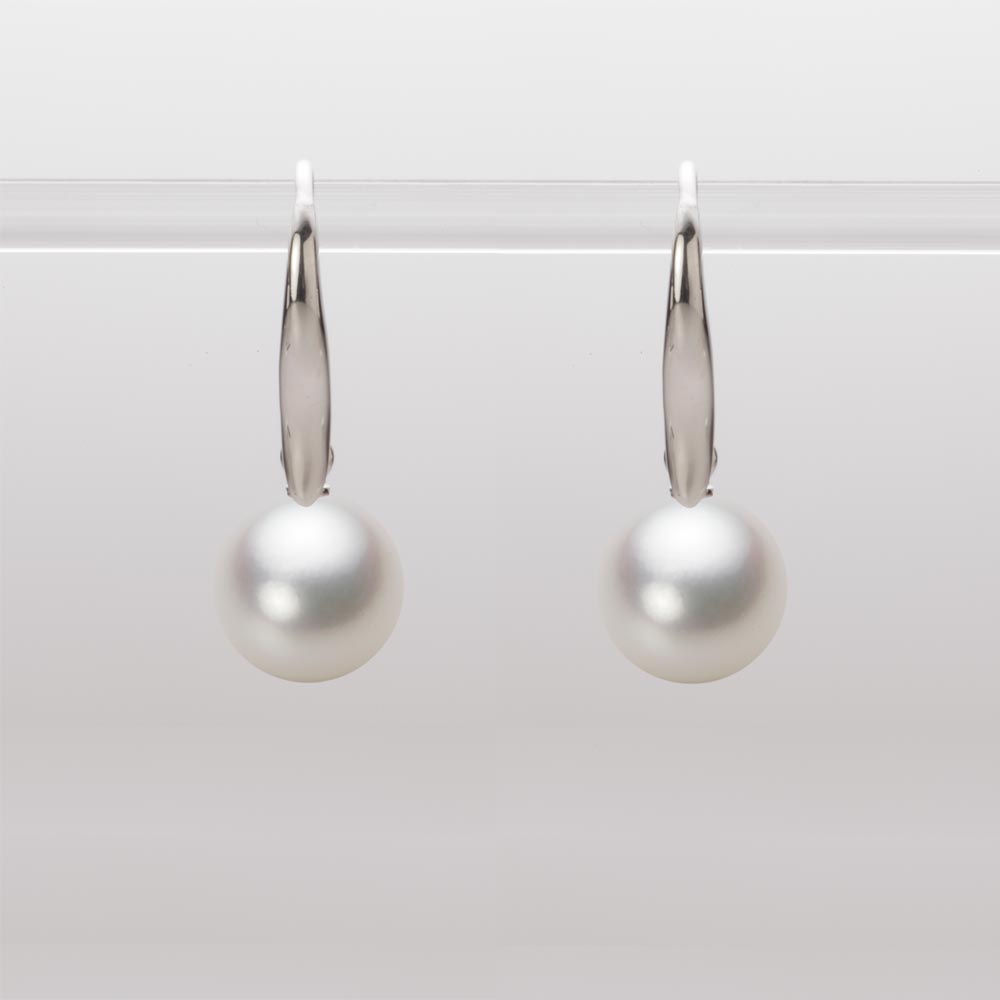 8.5mmアコヤ真珠ピアス（ナチュラルホワイト）