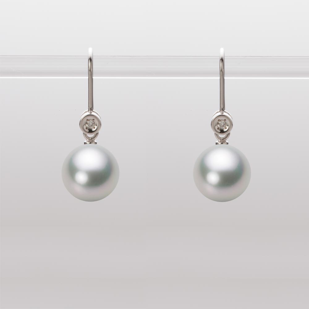 8.5mmアコヤ真珠ピアス（シルバーグレー）