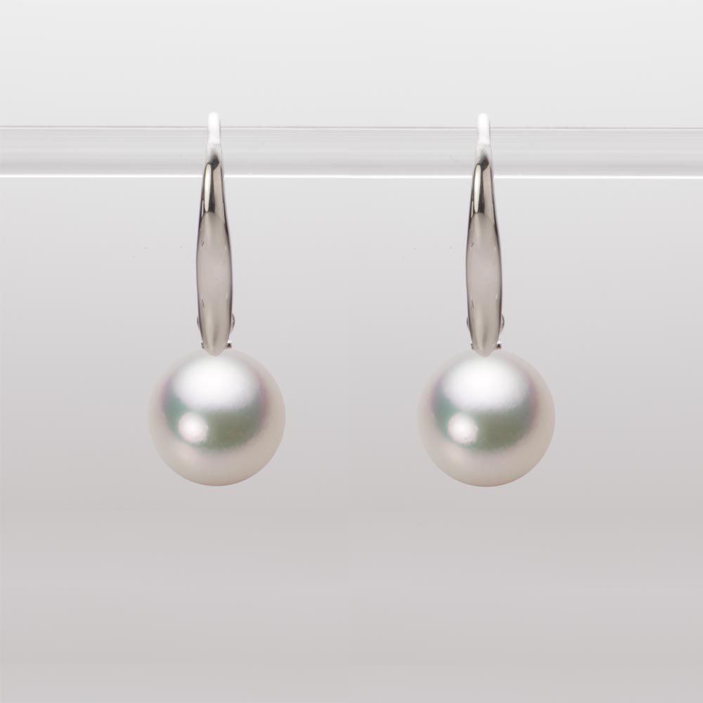 9.0mmアコヤ真珠ピアス（シャンパンホワイト）