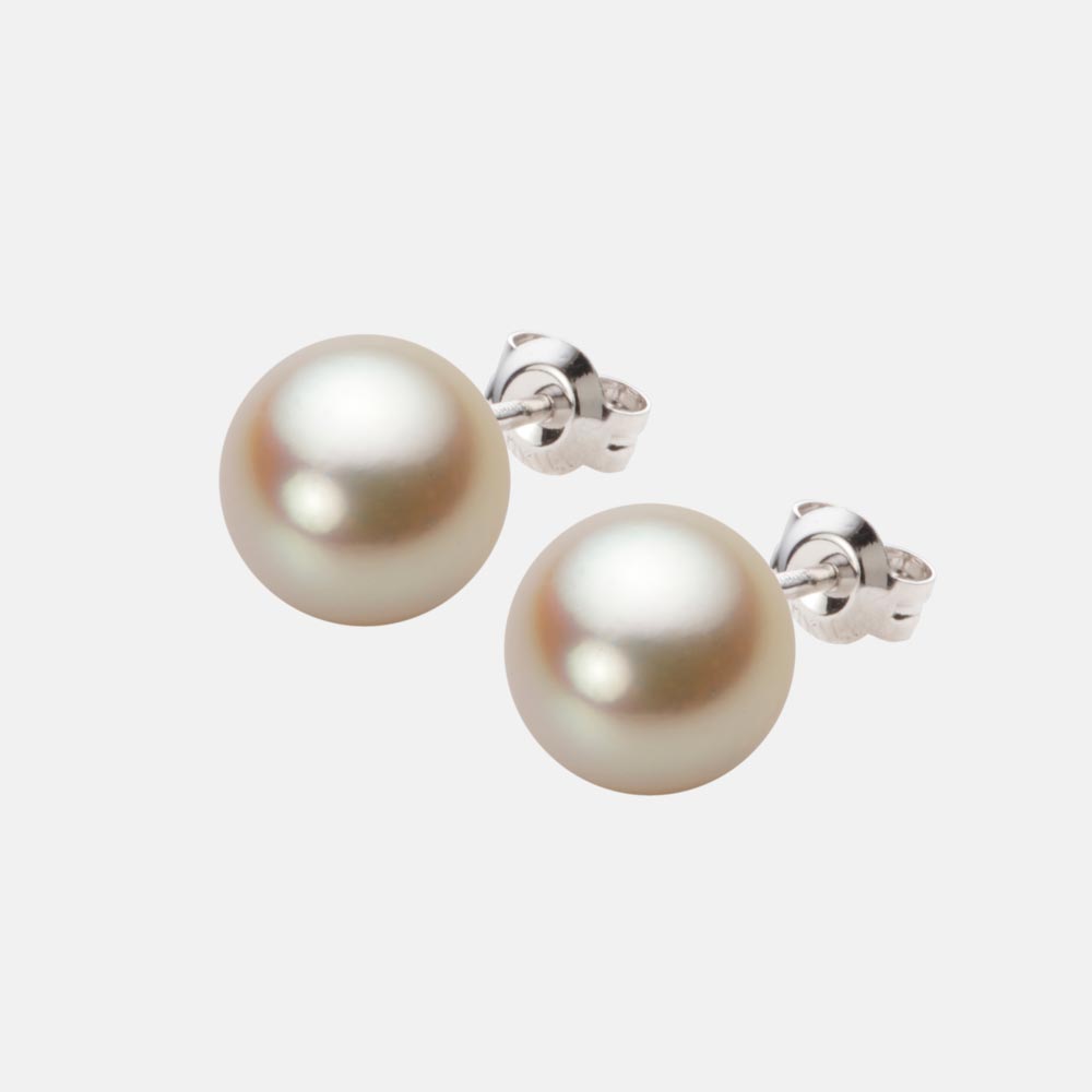 9.0mmアコヤ真珠ピアス（ナチュラルゴールド）