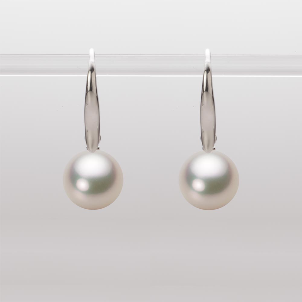 9.0mmアコヤ真珠ピアス（シャンパンホワイト）