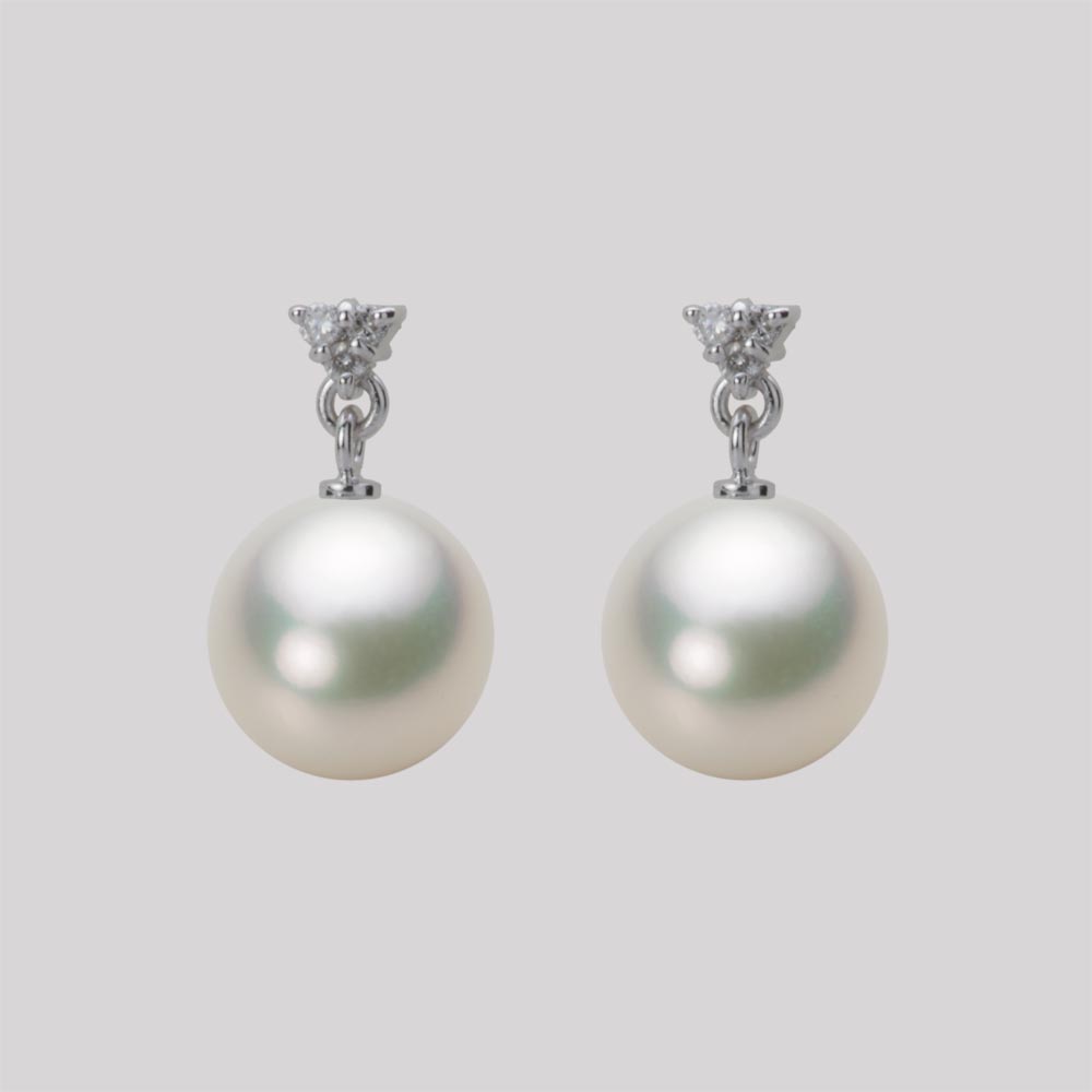 9.0mmアコヤ真珠ピアス（ナチュラルホワイト）