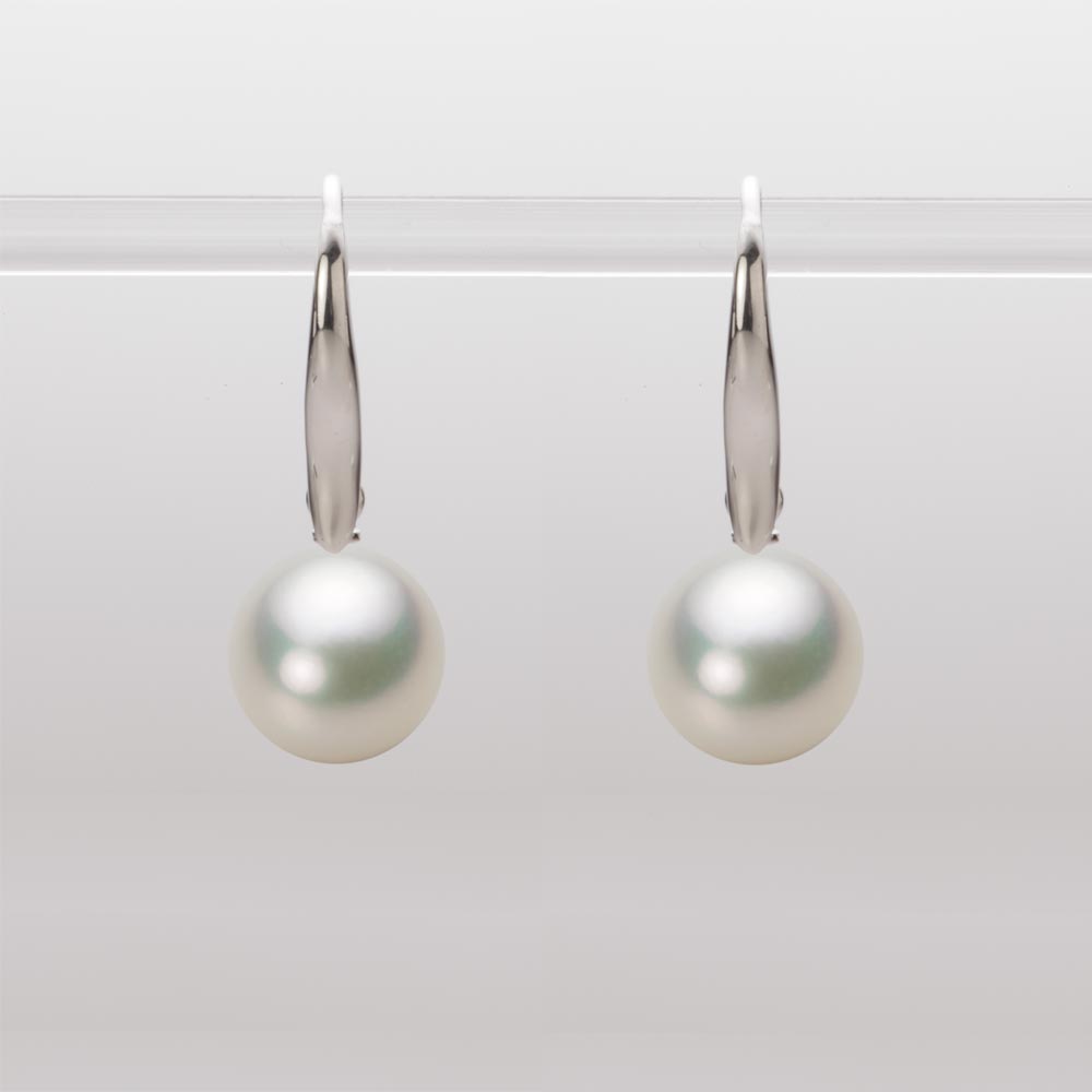 9.0mmアコヤ真珠ピアス（ナチュラルホワイト）