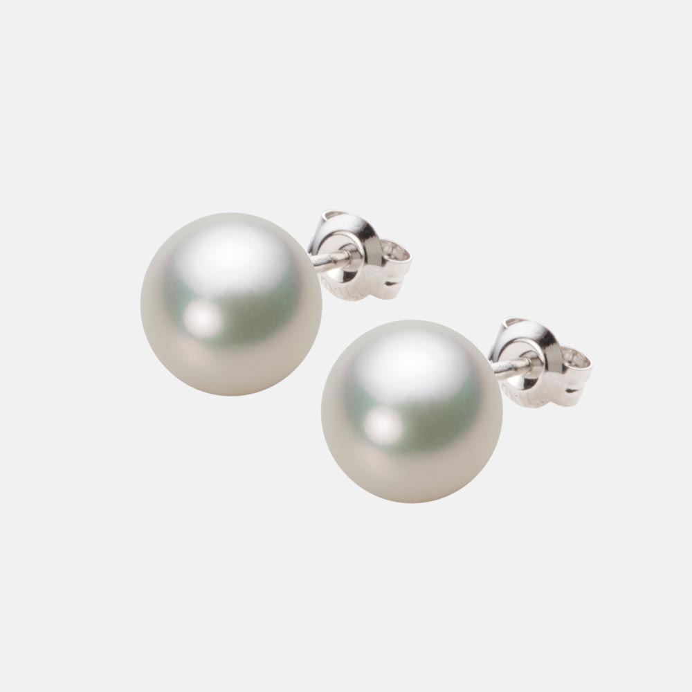 9.0mmアコヤ真珠ピアス（ナチュラルホワイト）