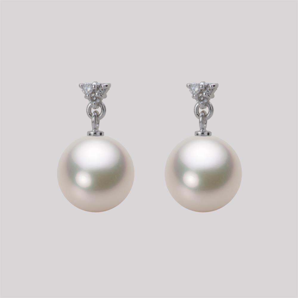 9.0mmアコヤ真珠ピアス（シャンパンホワイト）