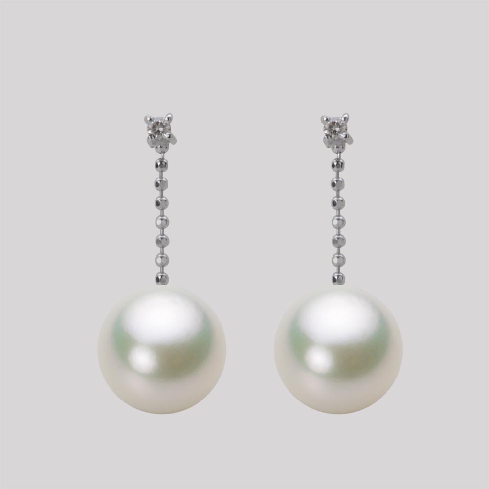 9.0mmアコヤ真珠ピアス（ナチュラルホワイト）