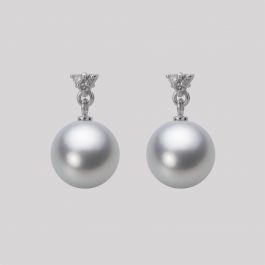 9.0mm アコヤ真珠ピアス | Moon Label - 大月真珠オンラインショップ