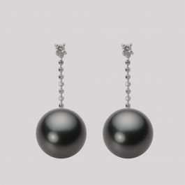 9.0mm 黒蝶真珠ピアス | Moon Label - 大月真珠オンラインショップ