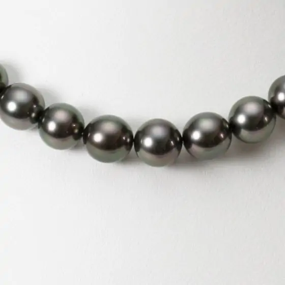 8 - 10mm 黒蝶真珠ネックレス | Moon Label - 大月真珠オンラインショップ
