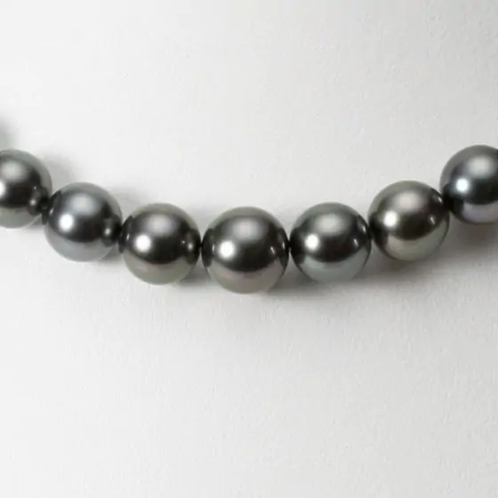 8 - 10mm 黒蝶真珠ネックレス | Moon Label - 大月真珠オンラインショップ