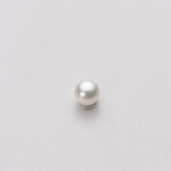 ４番　あこや真珠　K18YG 本真珠　パールピアス あこや真珠 ピアス 4.5-5.0mm K18 K14WG 日本製 保証書付 パール