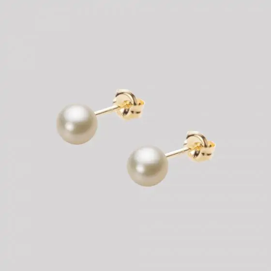 5.0mm アコヤ真珠ピアス | Moon Label - 大月真珠オンラインショップ