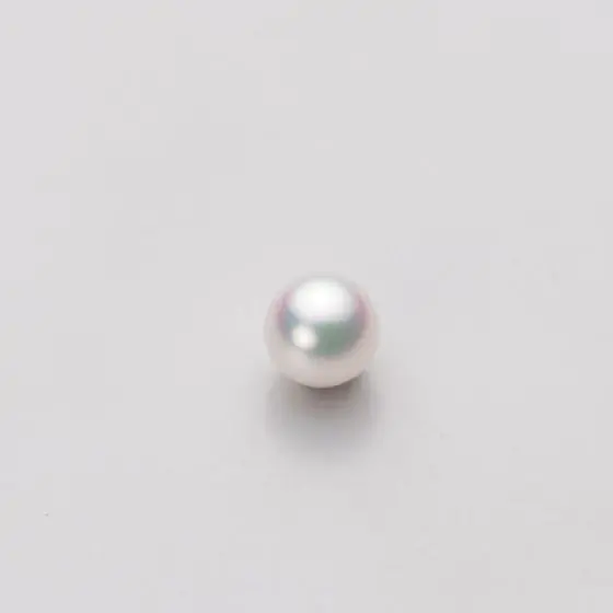 5.5mm アコヤ真珠ピアス | Moon Label - 大月真珠オンラインショップ