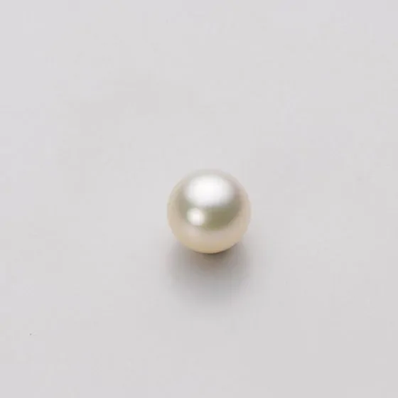 6.0mm アコヤ真珠ピアス | Moon Label - 大月真珠オンラインショップ
