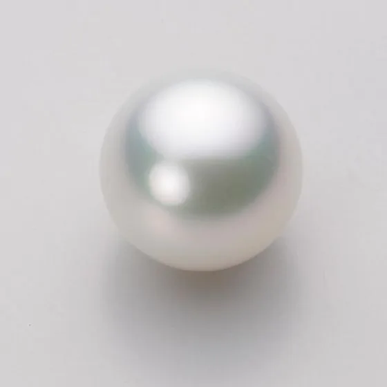 南洋白蝶真珠パールペンダントトップ　13mm　ホワイトカラー　K14WG製 15.0mm 白蝶真珠（ホワイト系）ペンダント | Moon Label - 大月真珠