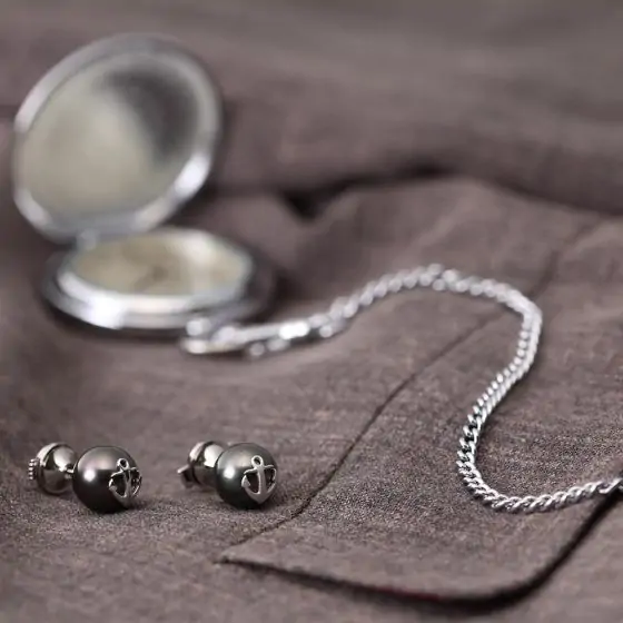 【新品同様】ユニバーサルブラックレーベル バットのみ ラジアルピン ANCHOR ブラックパール ラペルピン | Moon Label - 大月真珠オンライン