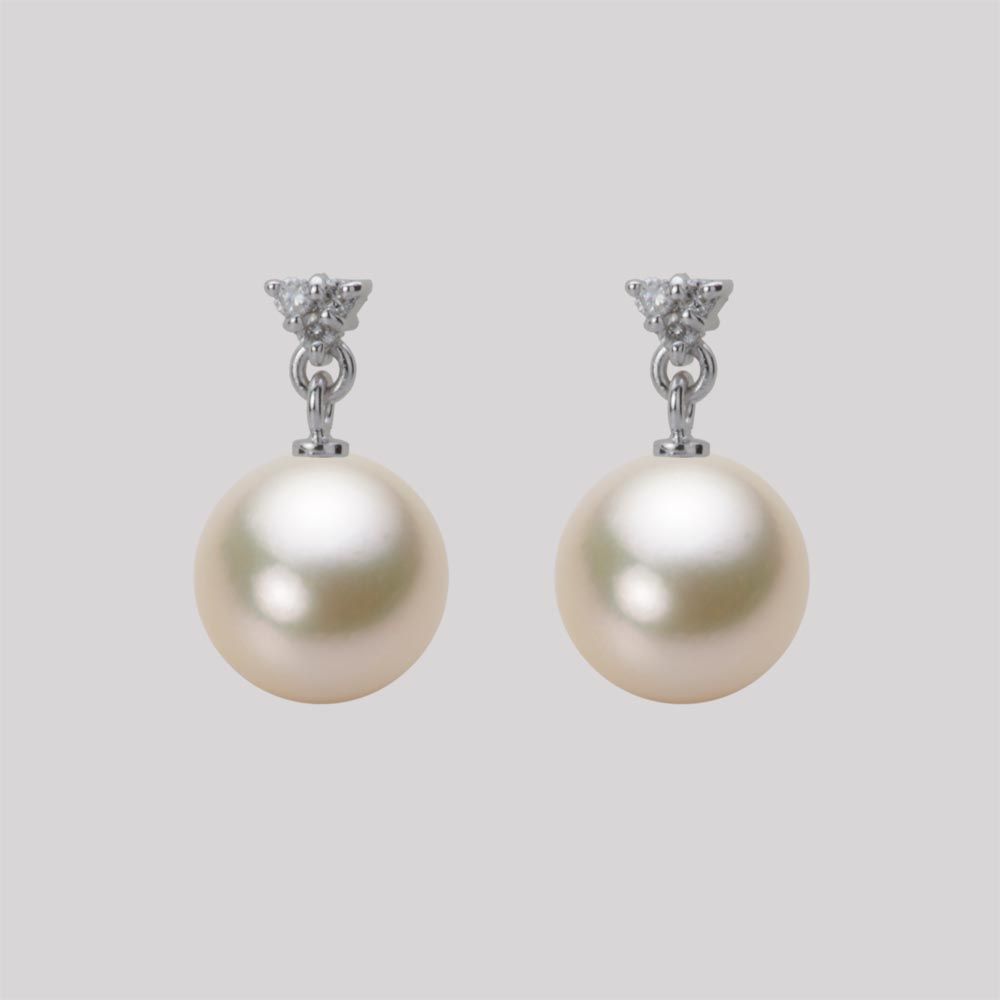 8.5mm アコヤ真珠ピアス