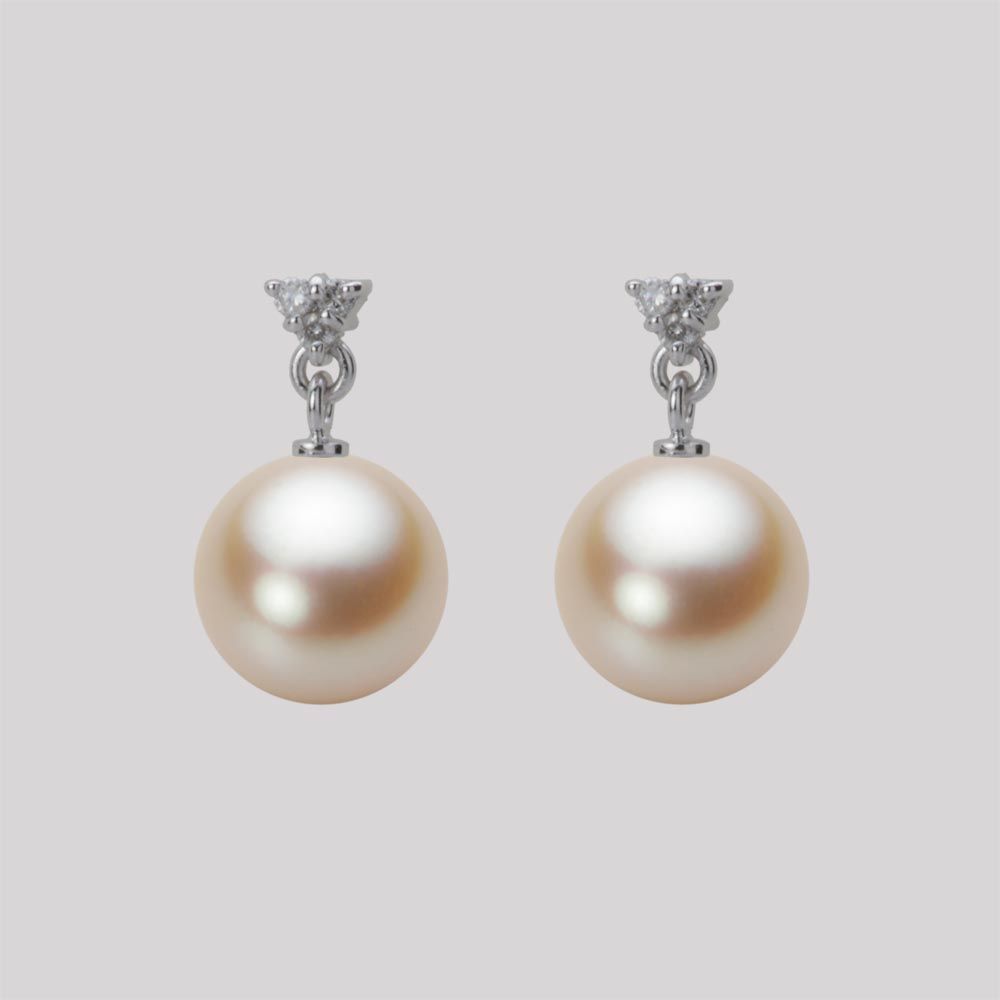 8.5mm アコヤ真珠ピアス