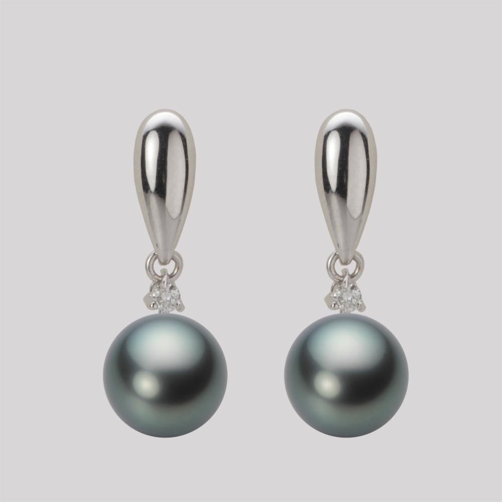 8.0mm 黒蝶真珠ピアス