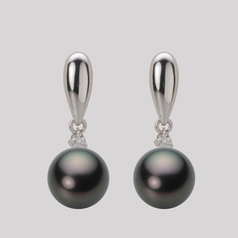 9.0mm 黒蝶真珠ピアス