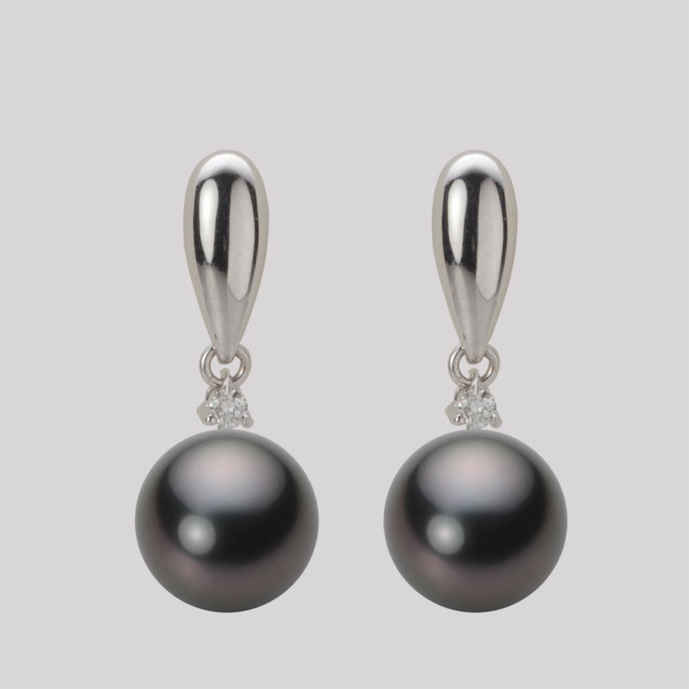 9.0mm 黒蝶真珠ピアス