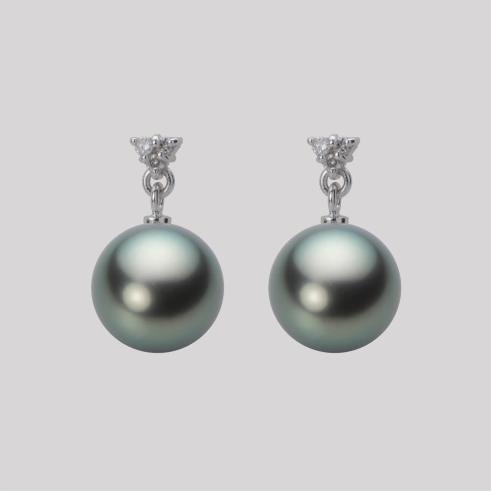 9.0mm 黒蝶真珠ピアス