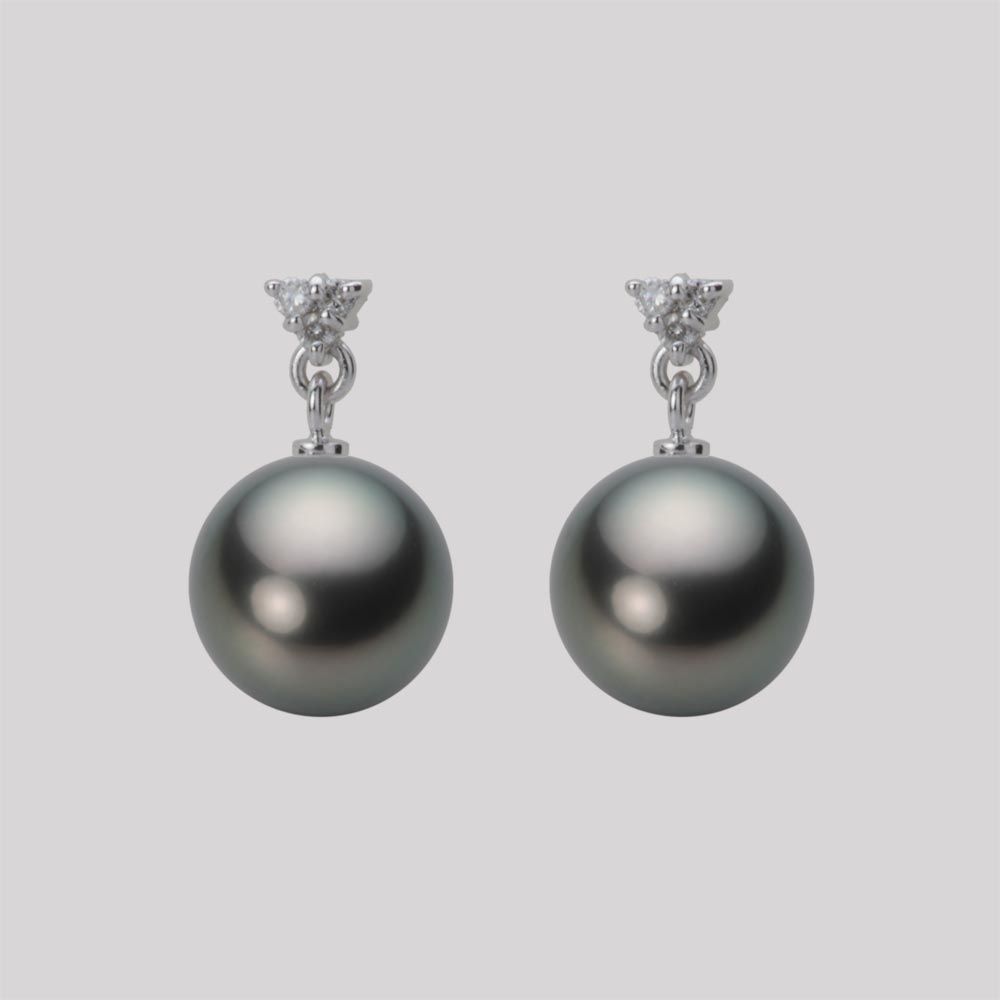 9.0mm 黒蝶真珠ピアス