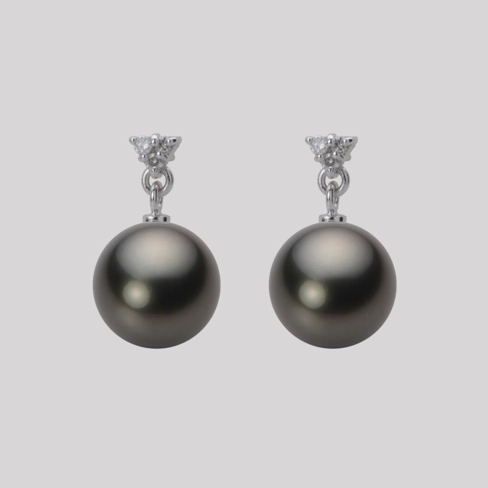 9.0mm 黒蝶真珠ピアス